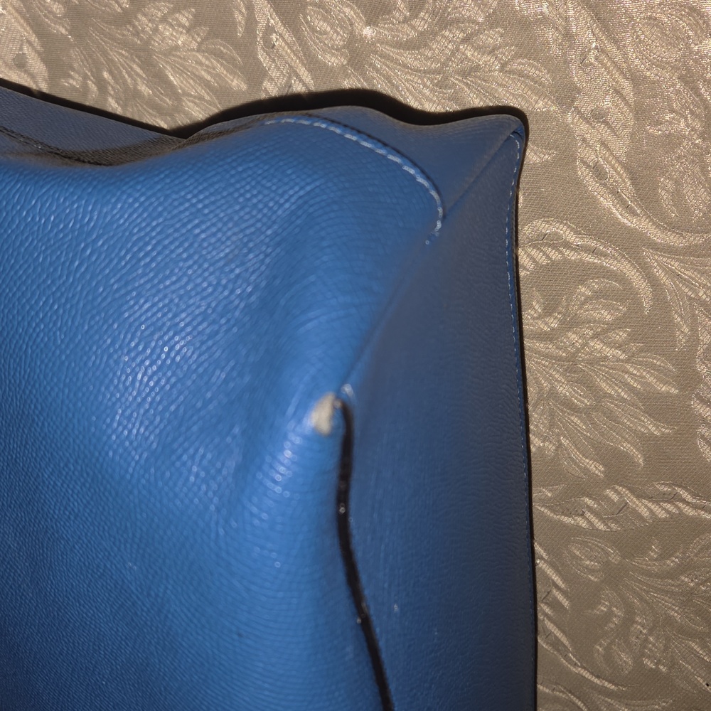 Coach Gallery Tote - Picture 7 of 9